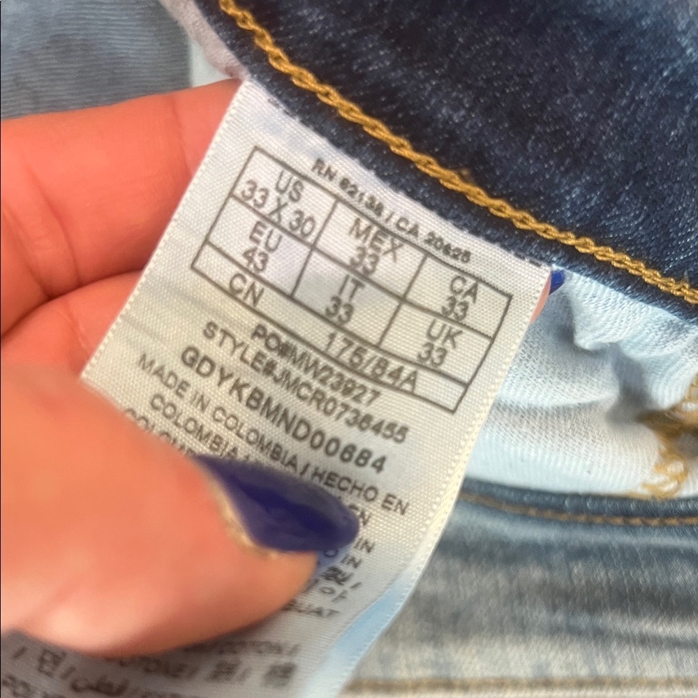 Guess Men's 33 x 30 Classic Blue Straight Jeans Like New - Picture 5 of 9